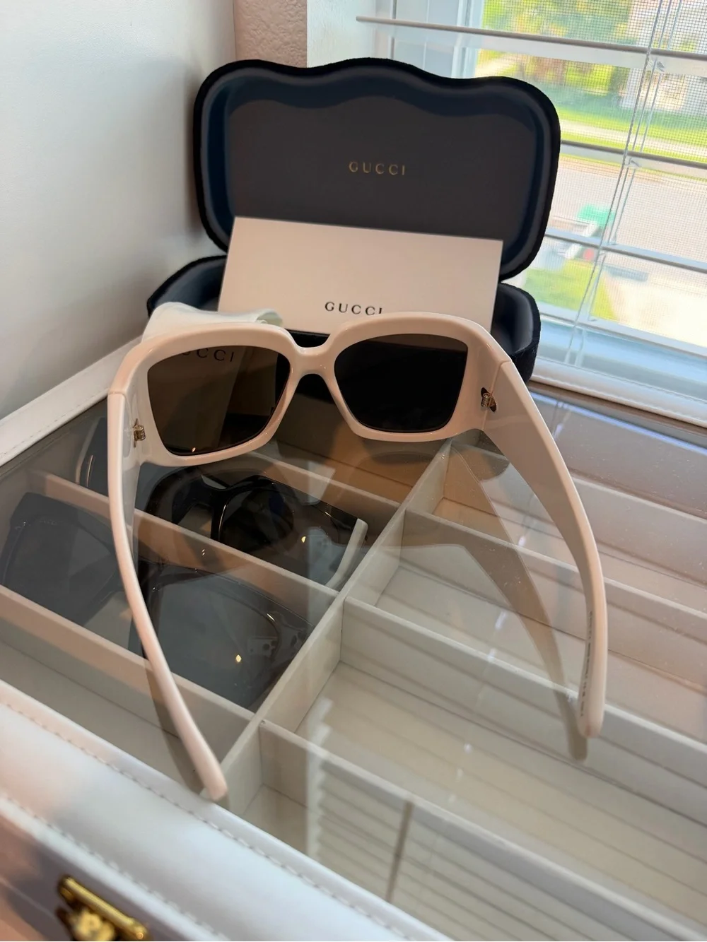 AUTHENTIC Gucci Women's Oversized Square Sunglasses in Ivory